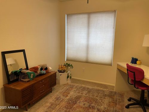 16017 34th Ave, Phoenix AZ 85051-1206 exterior