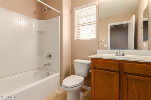 7338 Cambridge Ave, Phoenix AZ  85035-1337 exterior