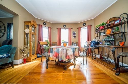 1029 Plymouth Ave, Fall River MA 02721-1939 exterior