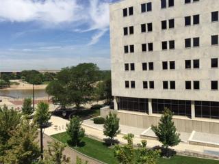 85 Town St, Columbus OH  43215-4838 exterior