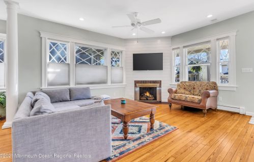 119 Pearl St, Tinton Falls NJ 07701-1522 exterior