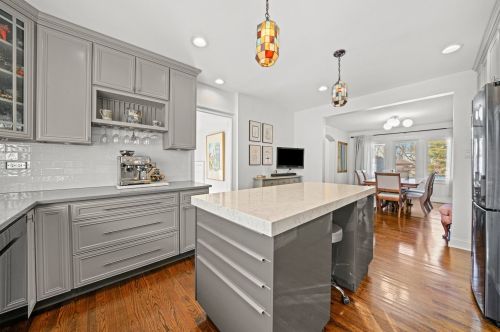 3111 Wenonah Ave, Forest View IL 60402-2930 exterior