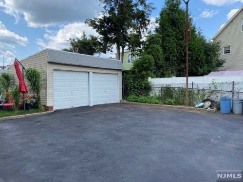 159 Dukes St, Kearny NJ  07032-3318 exterior