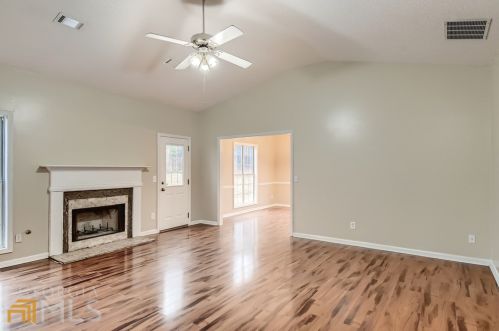 139 Windsor Cir, Stockbridge GA 30281-1864 exterior