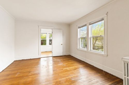 13 Edith St, Arlington MA 02474-8820 exterior