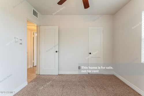 1502 Edgemont Ave, Phoenix AZ 85035-1916 exterior