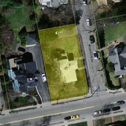 143 Lincoln St, Newton MA 02461-1529 aerial view