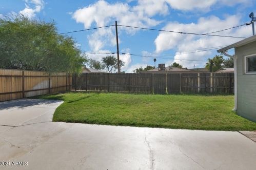 1841 Crittenden Ln, Phoenix AZ 85016-7453 exterior