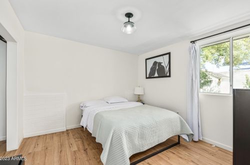 1819 45th St, Phoenix AZ 85032-2387 exterior