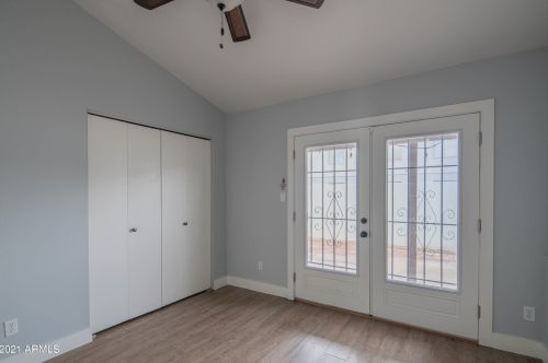 1124 Belmont Ave, Phoenix AZ 85051-6765 exterior