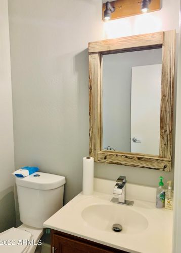 2837 73 Dr, Phoenix AZ 85043-7231 exterior