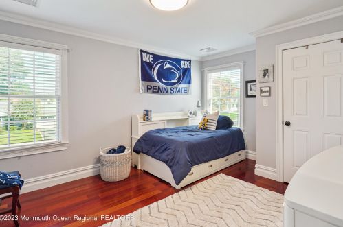 90 Lovett Ave, Little Silver NJ 07739-1403 exterior