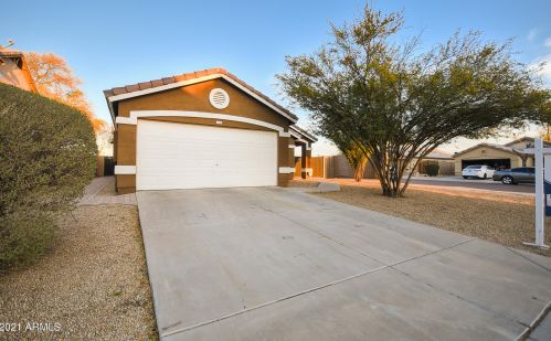 2251 63rd Dr, Phoenix, AZ 85043-7567
