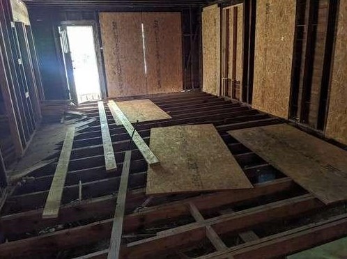 2498 Lester St, Atlanta GA 30344-3012 exterior