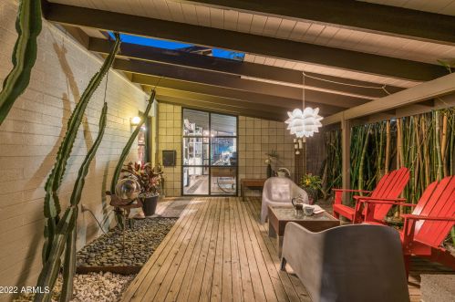 4028 45th St, Phoenix AZ 85044-6060 exterior