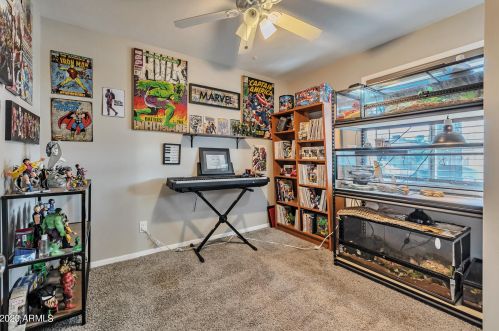 3418 Country Gables Dr, Phoenix AZ  85053-4732 exterior