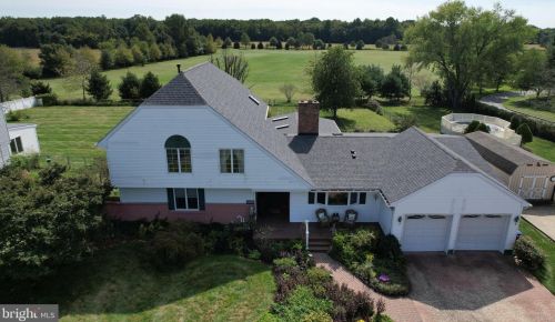 24854 Main St, Columbus NJ 08022-1339 exterior