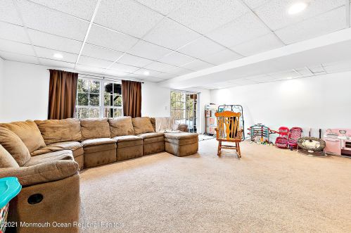 19 Brookfield Dr, Jackson Twp NJ 08527-3865 exterior