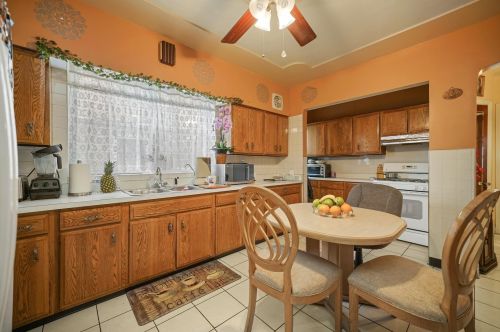 2111 Kenilworth Ave, Forest View IL 60402-1672 exterior