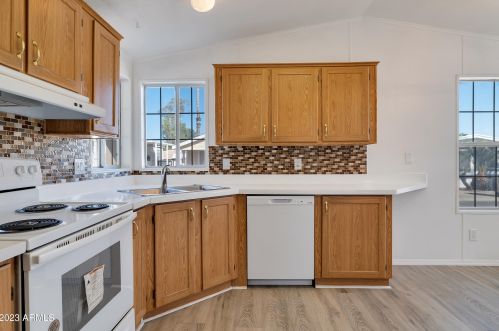 17834 17th St, Phoenix AZ 85022-1670 exterior