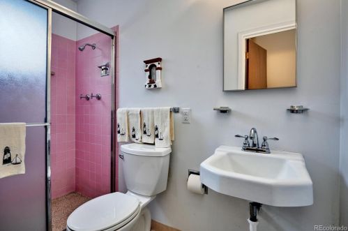 4000 Birch St, Englewood CO exterior