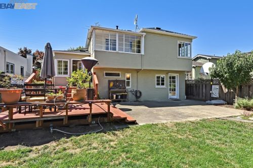 924 Brg Rd, San Leandro CA 94577-3805 exterior
