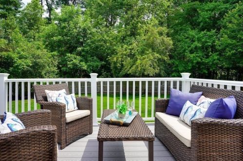 14 Harvard Ave, Burlington MA  01803-1336 exterior