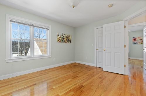 14 Wompatuck Rd, Hingham MA 02043-1100 exterior