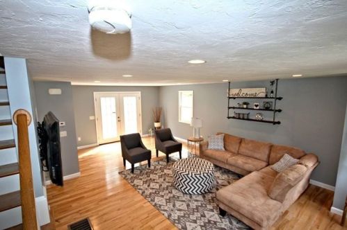 19 Hallorans Way, Plymouth MA  02360-2205 exterior