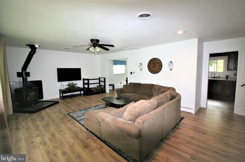 28150 Gaunts Brg Rd, Columbus NJ 08022-1813 exterior