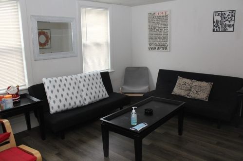 191 Broadway, Everett MA  02149-2424 exterior