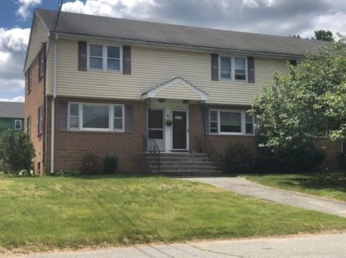 14 Frank St, Dracut MA 01826-2621 exterior