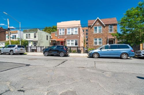 2014 Continental Ave, Bronx, NY 10461-3902