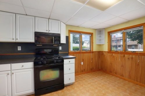 44 Florence St, Everett MA 02149-4841 exterior