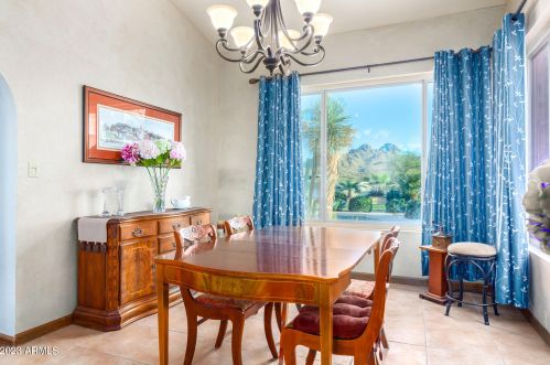 9617 27th Pl, Phoenix, AZ 85028-4724