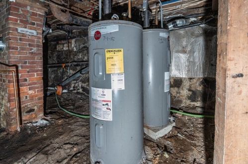 61 Estabrook St, Royalston MA 01331-3516 exterior