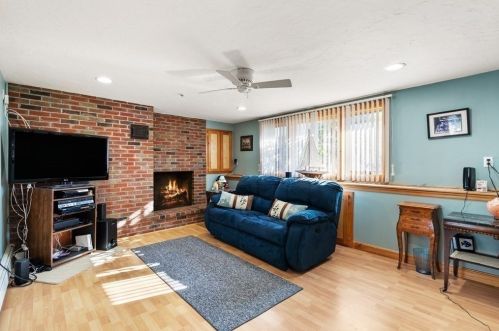 23 Sealund Rd, Quincy MA 02171-2818 exterior