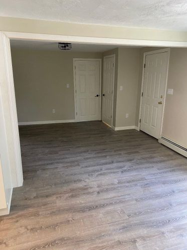 5 2 St, Dracut MA 01826-1002 exterior