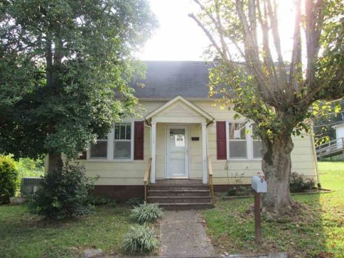 110 Williams St, Sweetwater TN  37874-2227 exterior