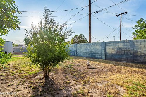 3910 Edgemont Ave, Phoenix AZ 85035-1533 exterior