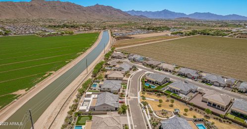 8607 16 Dr, Phoenix AZ 85007-4402 exterior