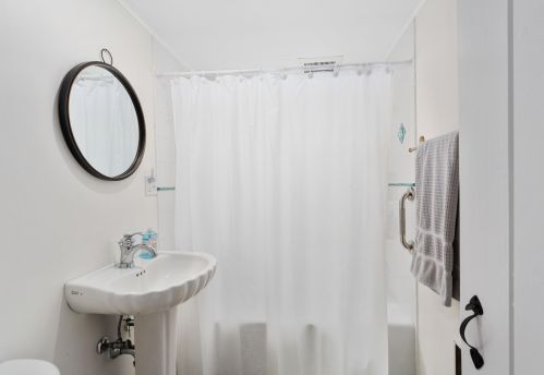 115 Seagull Rd, Chatham MA  02633-2562 exterior