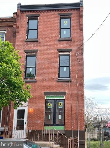 2139 5th St, Philadelphia, PA 19122-1411