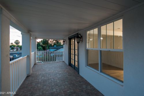 70 Edgemont Ave, Phoenix AZ 85035-2212 exterior