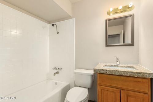 5061 Avalon Dr, Phoenix AZ 85015-5684 exterior