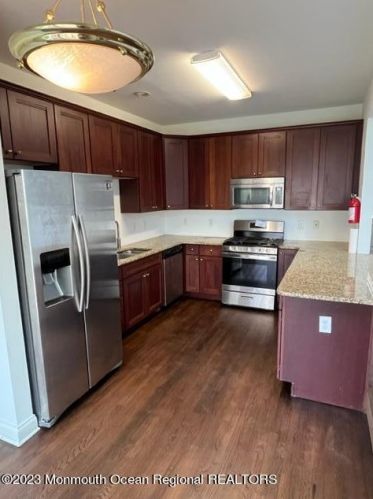 36 Brookfield Dr, Jackson Twp NJ  08527-3897 exterior