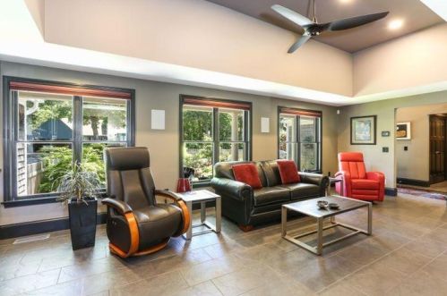 6 Peach Orch Ln, Eastham MA 02642-2673 exterior