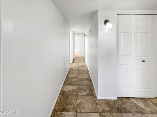 1956 Angela Dr, Phoenix AZ  85023-2334 exterior