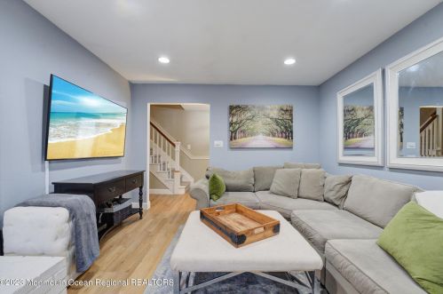 44 Buckingham Dr, Jackson Twp NJ 08527-2633 exterior