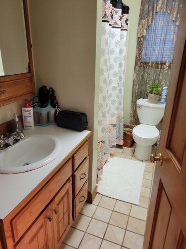 57 Whipple St, Fall River MA 02721-1818 exterior